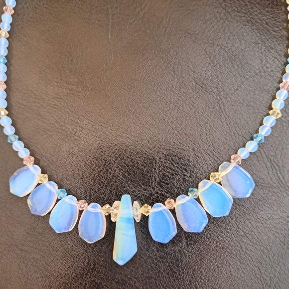 Opalite Bead Choker - Picture 4 of 12